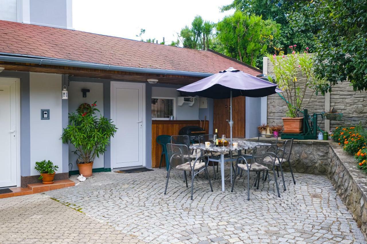 Apartment Livi Mikulov Eksteriør billede